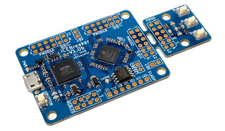 Vývojová FPGA deska iCEBreaker, zdroj: crowdsupply.com – iCEBreaker FPGA.